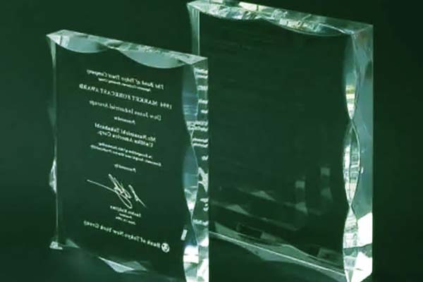 紫外激光打標機可以打玻璃嗎？