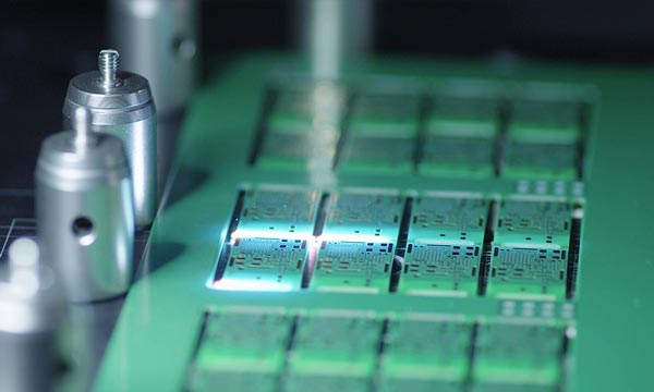 使用紫外激光切割機的功率真的越大越好嗎？